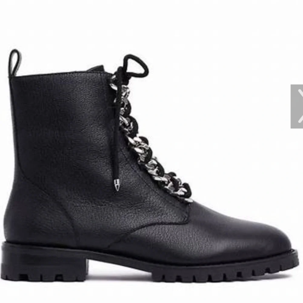 Rebecca Minkoff Janyi Chain Boots, size 7.5 - Picture 3 of 13